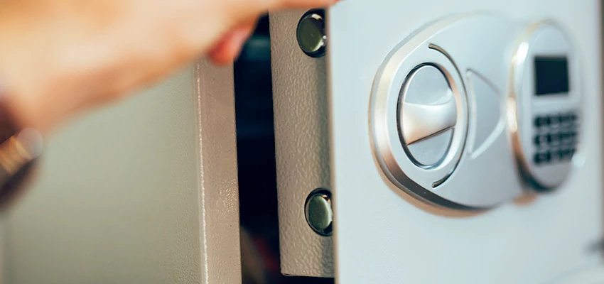 Fingerprint Safe Openers in Orosi, CA