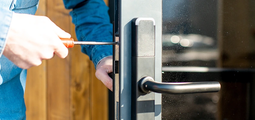 Aluminium Door Lock Replacement in Orosi, California